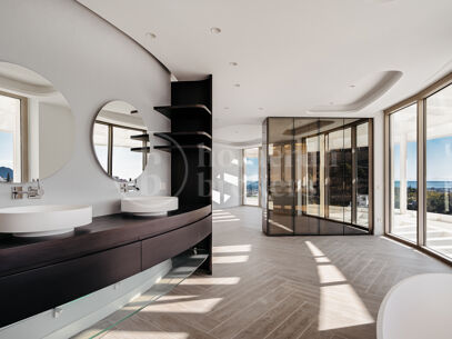 Zenith - Penthouse med Fantastisk Utsikt i The View, Benhavis