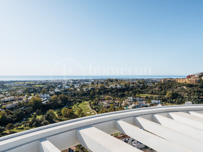 Zenith - Penthouse Apartment with Stunning Views in The View, Benhavis