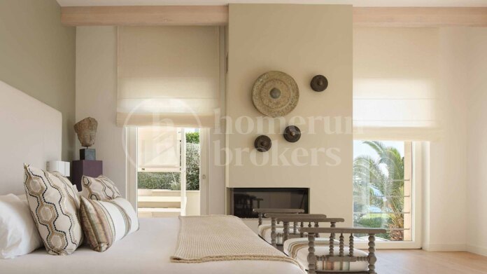 Beautiful villa with stunning sea views in Cala Llamp