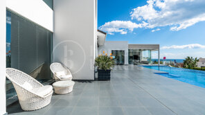 Blue Horizon - Modern Villa i Los Flamingos Golf Resort, Benahavis