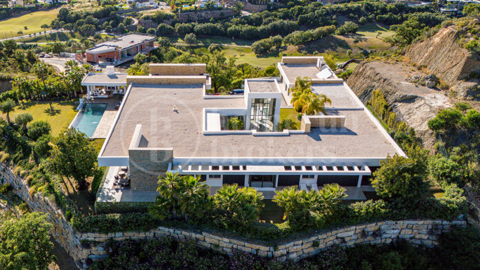 Villa Calma - Unique Mansion in Marbella Club Golf Resort