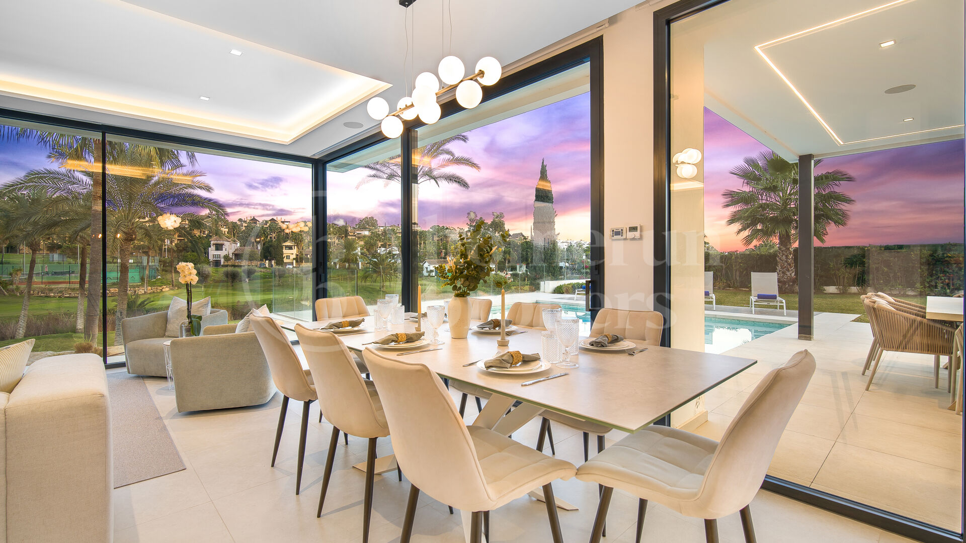 Villa Sandie - Stunning 5-Bedroom Front-Line Golf Family Villa in Paraiso