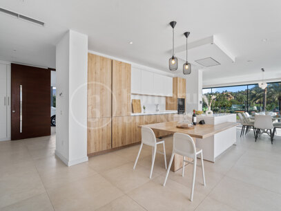 Villa att hyra i El Campanario, Estepona Öst