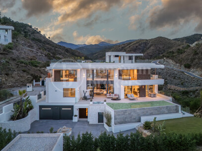 Lomas 10 - Modern Villa in Lomas de La Quinta