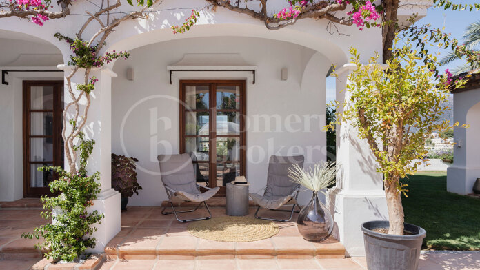 Villa El Herrojo - Perfect Holiday Home with Spectacular Views in Benahavis