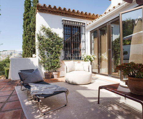 Villa El Herrojo - Perfect Holiday Home with Spectacular Views in Benahavis