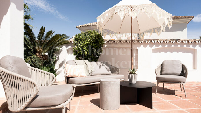 Villa El Herrojo - Perfect Holiday Home with Spectacular Views in Benahavis
