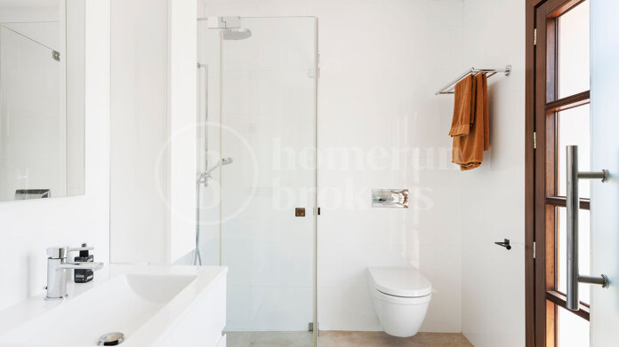 Villa El Herrojo - Perfect Holiday Home with Spectacular Views in Benahavis