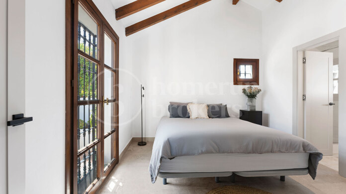 Villa El Herrojo - Perfect Holiday Home with Spectacular Views in Benahavis