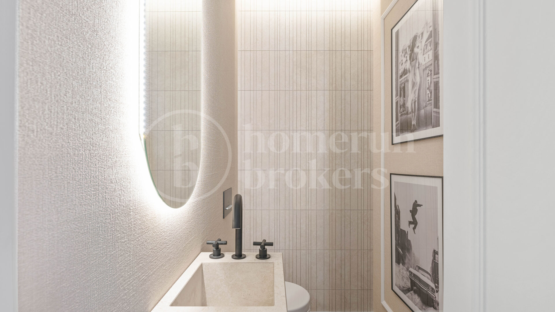 Penthouse Maison Blanc - Renovated Top Floor Apartment in Altos de La Quinta