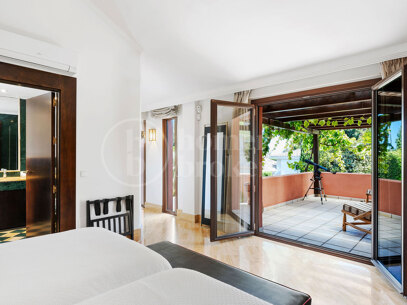 Villa Bali - Puente Romano Residence Staff Included