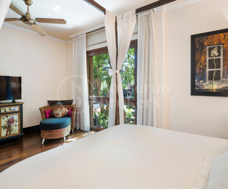 Villa Bali - Puente Romano Residence Staff Included