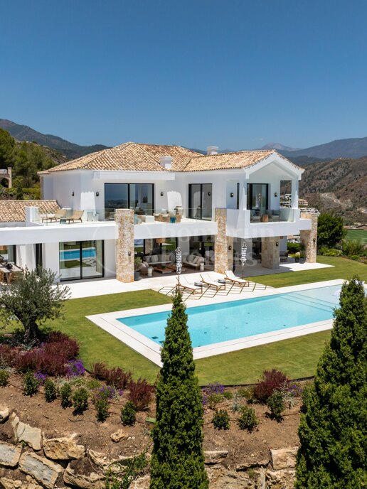 Villa Amara - Panoramic Views in La Quinta