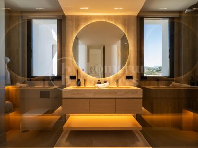 Villa Amara - Panoramic Views in La Quinta