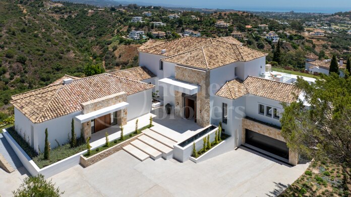 Villa Amara - Panoramic Views in La Quinta