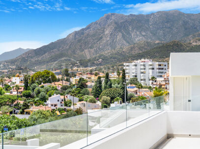 Villa La Finca - Modern Living East Marbella in Rio Real