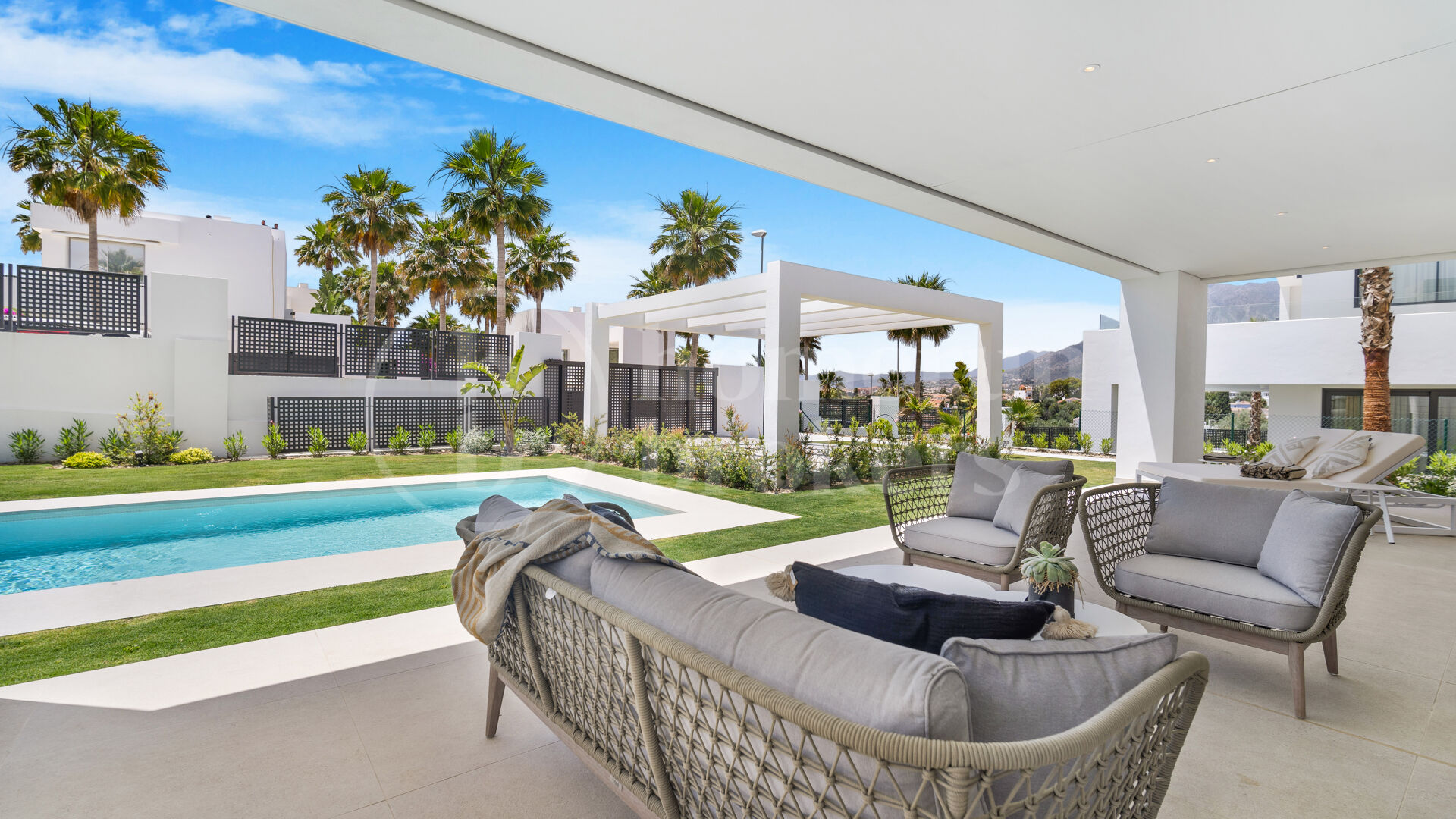 Villa La Finca - Modern Living East Marbella in Rio Real