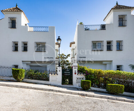 Townhouse Maison Saint Germain - Luxury Townhouse in Club Sierra