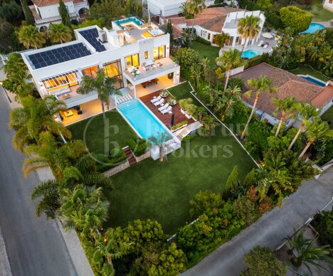 Villa Natura - Villa located Seaside in Marbesa, East Marbella