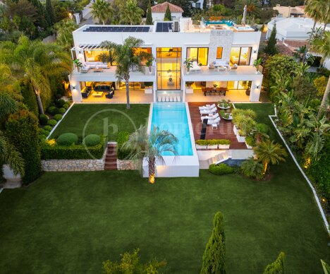 Villa Natura - Villa located Seaside in Marbesa, East Marbella