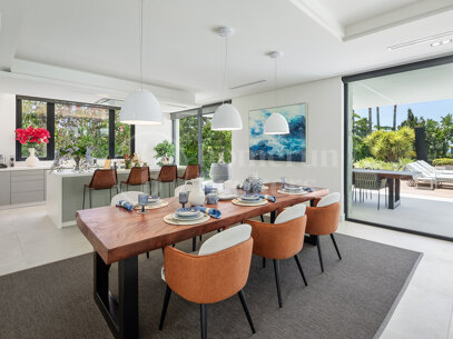 Villa Natura - Villa located Seaside in Marbesa, East Marbella