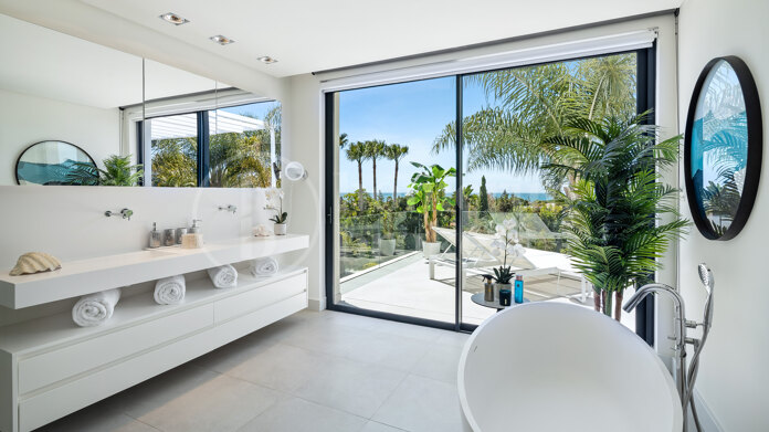 Villa Natura - Villa located Seaside in Marbesa, East Marbella