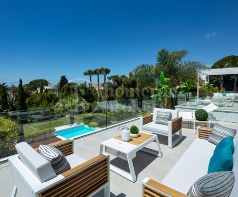 Villa Natura - Villa located Seaside in Marbesa, East Marbella