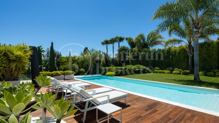 Villa Natura - Villa located Seaside in Marbesa, East Marbella