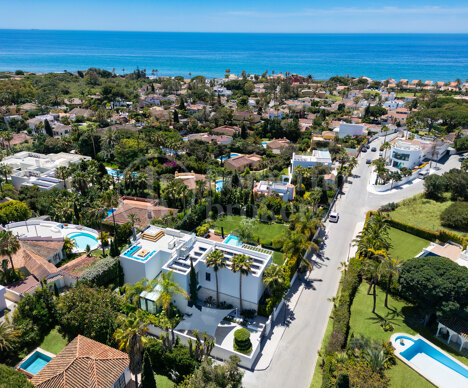 Villa Natura - Villa located Seaside in Marbesa, East Marbella