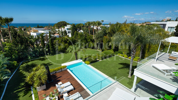 Villa Natura - Villa located Seaside in Marbesa, East Marbella