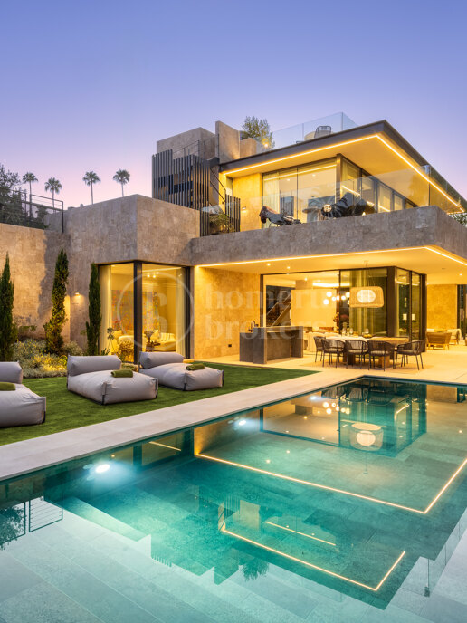 Villa Selene - Contemporary Villa in La Cerquilla