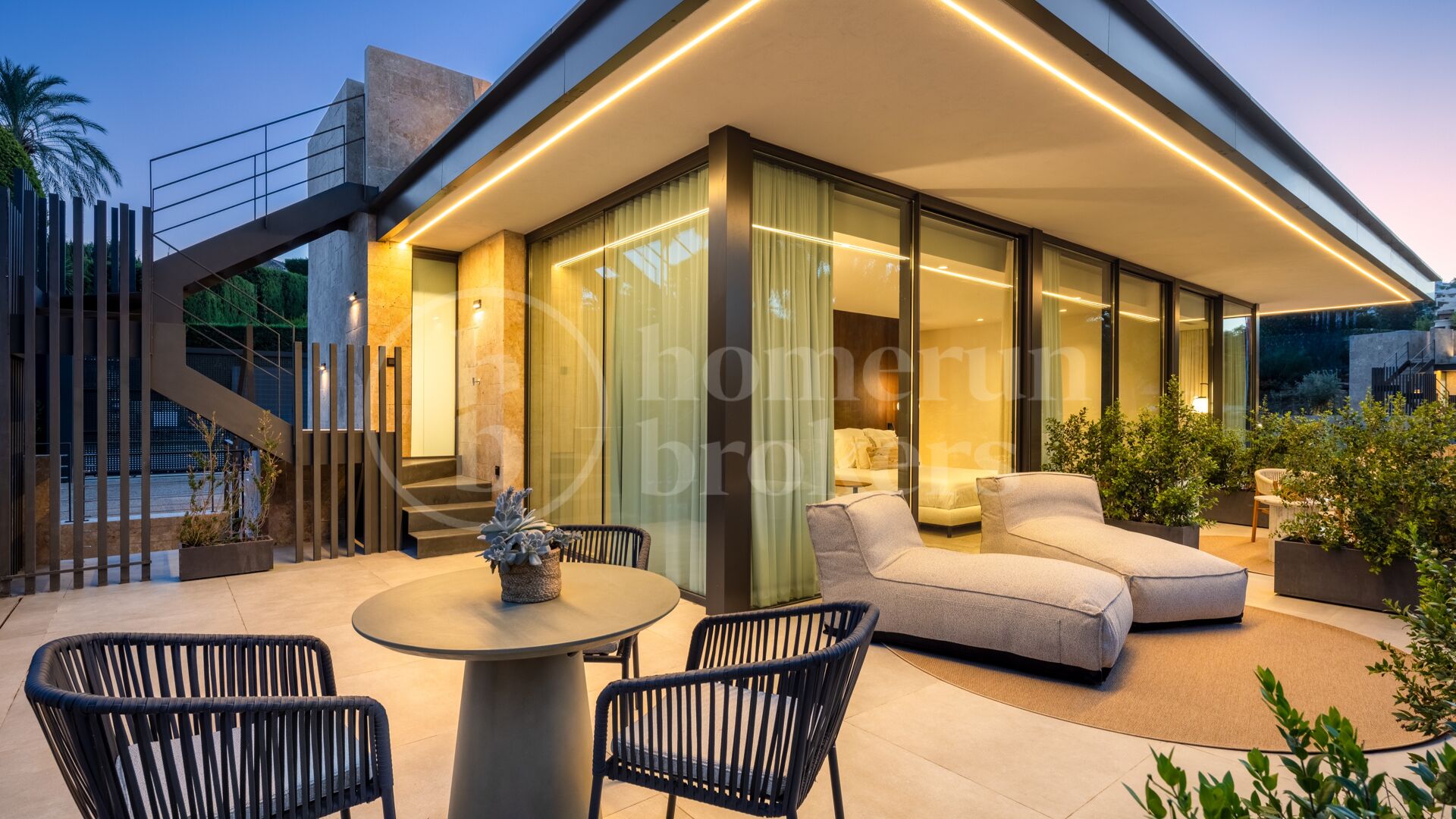 Villa Azul - Contemporary Villa in La Cerquilla