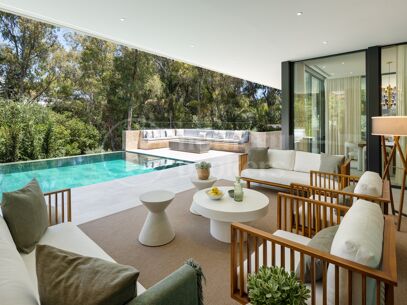 Villa Azul - Contemporary Villa in La Cerquilla