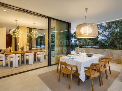 Villa Azul - Contemporary Villa in La Cerquilla