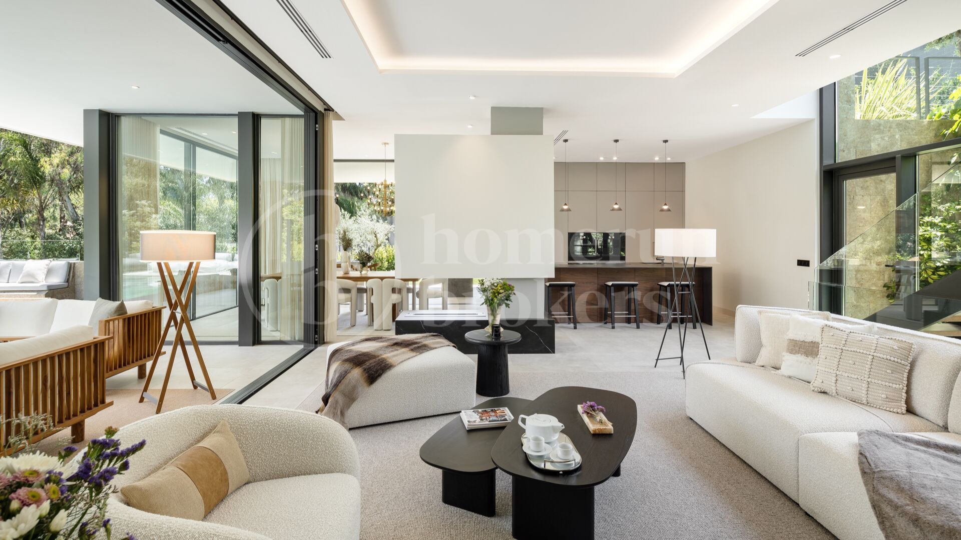Villa Azul - Contemporary Villa in La Cerquilla
