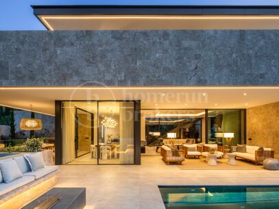Villa Azul - Contemporary Villa in La Cerquilla