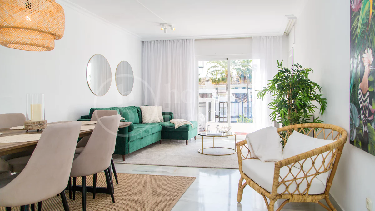 Picture of Luxury Homes and Prestigious Properties for Sale - LuxuryEstate.com