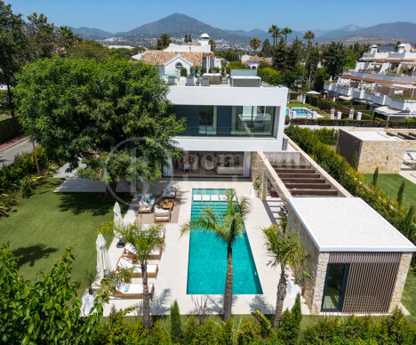 Villa Alba - Modern Living beachside Cortijo Blanco