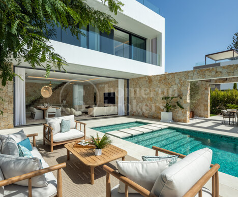 Villa Alba - Modern Living beachside Cortijo Blanco