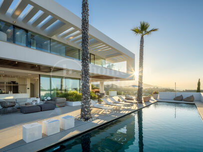 Villa Mika - Modern Villa med Panoramautsikt i La Quinta