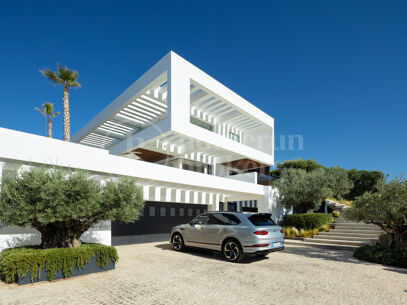 Villa Mika - Modern Villa med Panoramautsikt i La Quinta