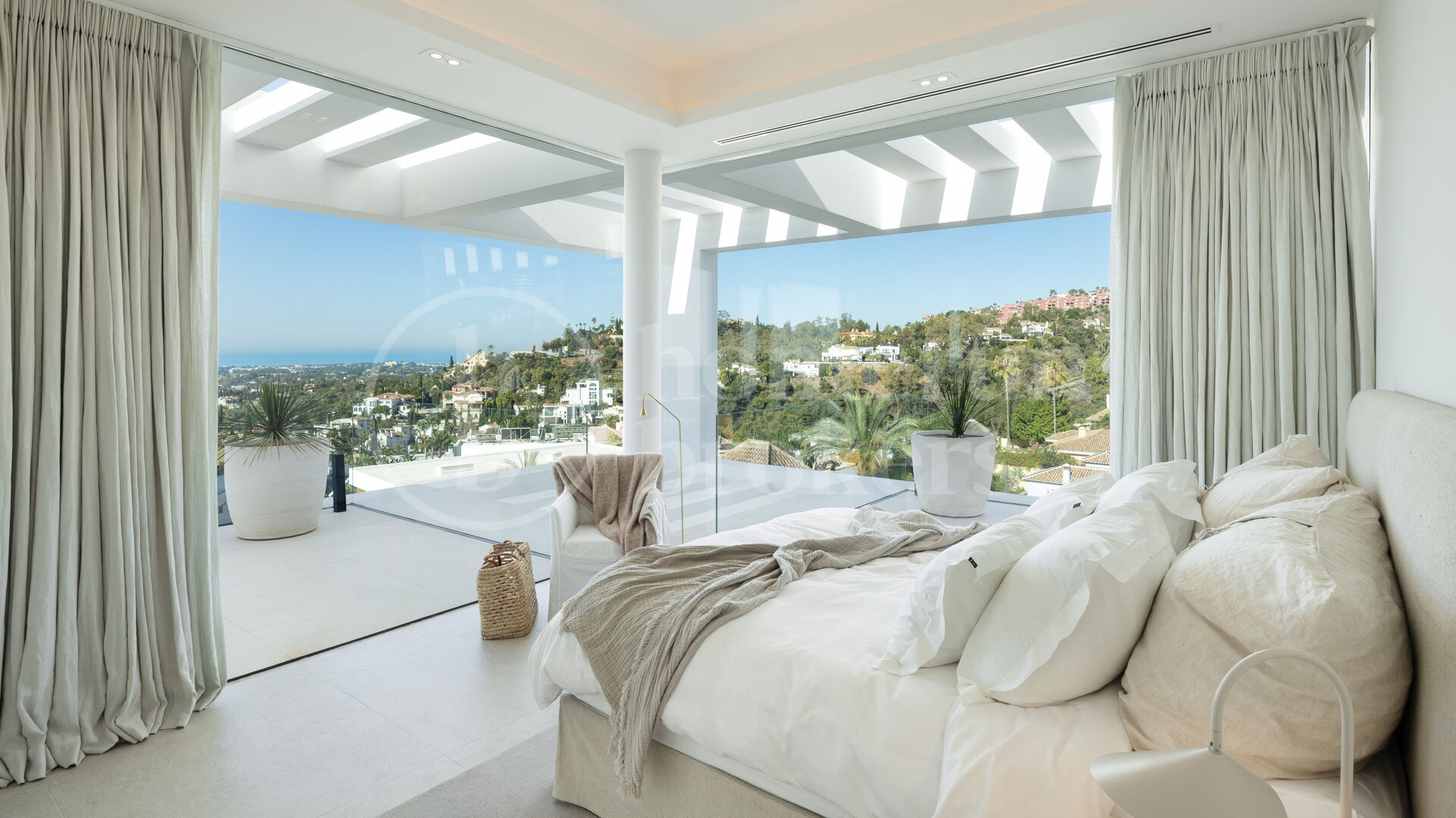 Villa Mika - Modern Villa med Panoramautsikt i La Quinta
