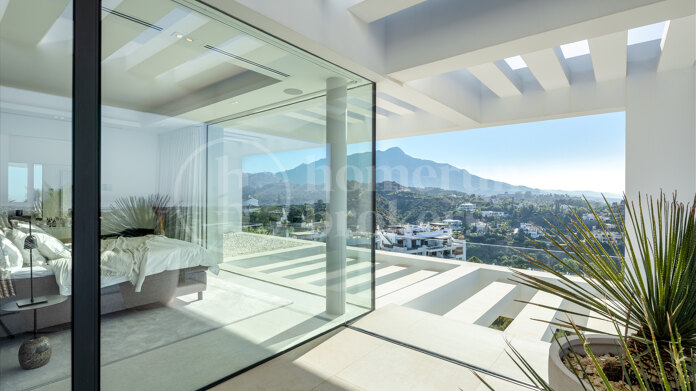Villa Mika - Contemporary Villa With Panoramic Views in La Quinta