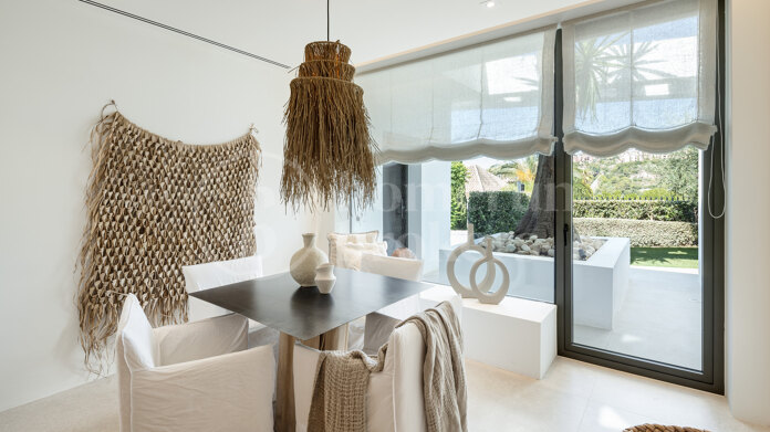 Villa Mika - Contemporary Villa With Panoramic Views in La Quinta