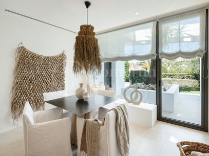 Villa Mika - Modern Villa med Panoramautsikt i La Quinta