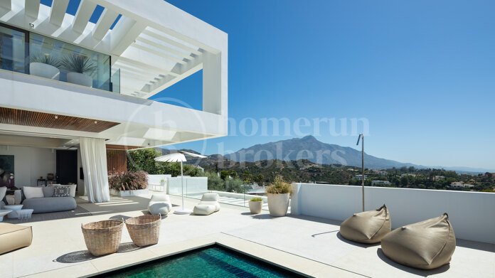 Villa Mika - Contemporary Villa With Panoramic Views in La Quinta