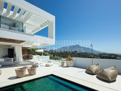 Villa Mika - Modern Villa med Panoramautsikt i La Quinta