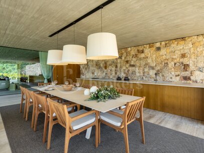 Villa Mashrabiya - Contemporary Architectural Marvel in El Madroñal