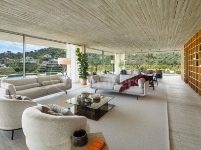 Villa Mashrabiya - Contemporary Architectural Marvel in El Madroñal