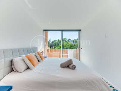 Townhouse Puente Romano - Ideally Located Holiday Home